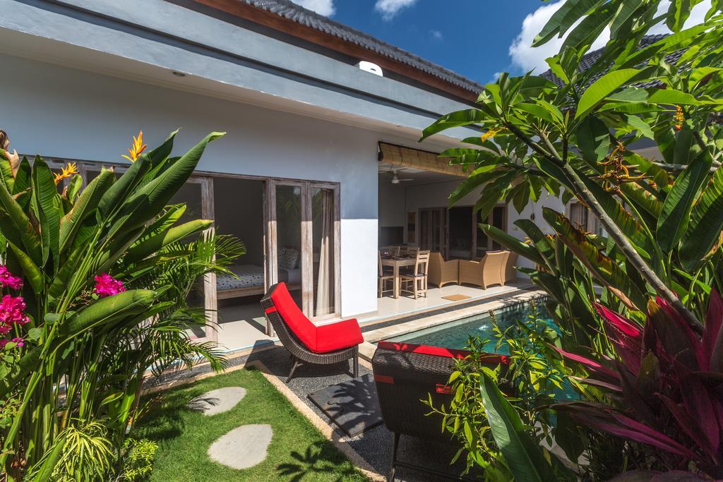 Castro Villa Seminyak  Exterior photo
